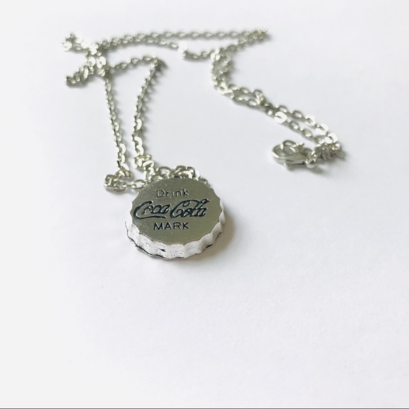 Coca Cola Coke Bottle Cap Necklace - Picture 2 of 2